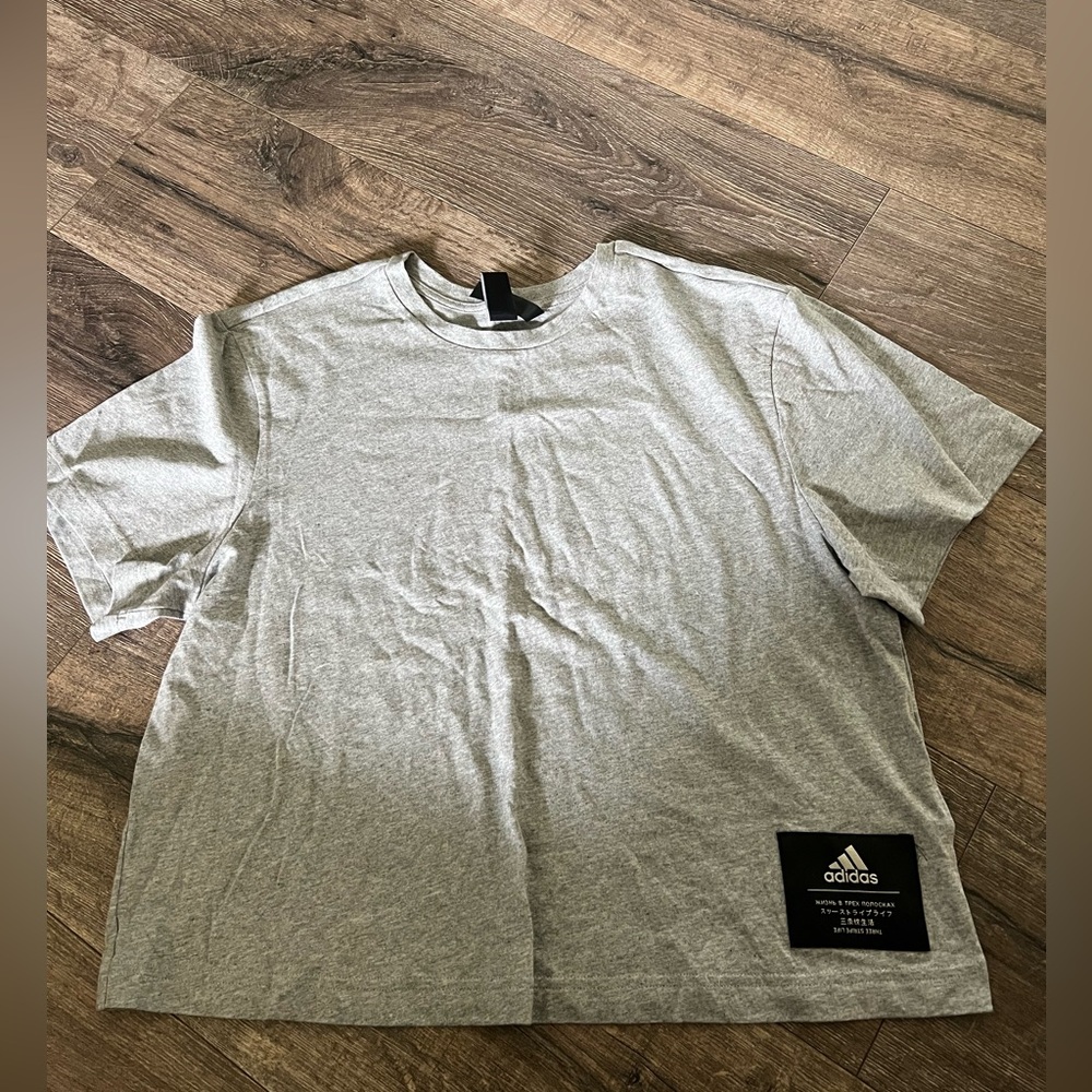 Women’s grey adidas crop top